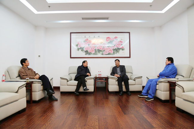 洛陽市企業(yè)聯(lián)合會會長侯建尚到萬基控股集團(tuán)調(diào)研