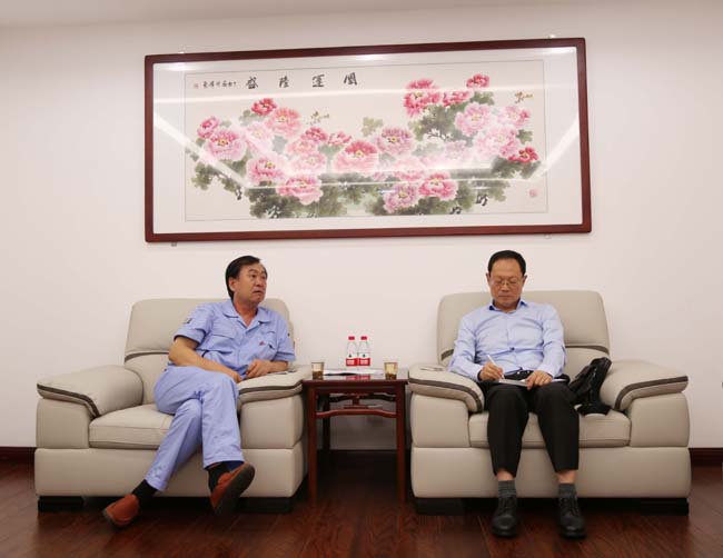 中國機械工業(yè)集團(tuán)河南分公司黨委書記、總經(jīng)理郭春陽一行到公司交流訪談